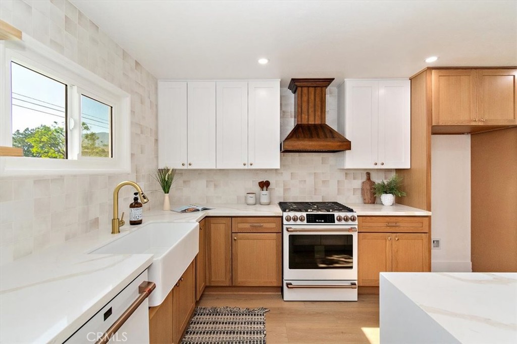 146 S Loraine Avenue