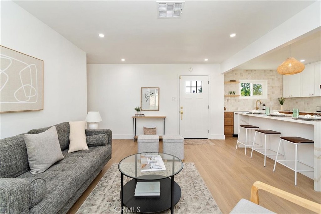 146 S Loraine Avenue