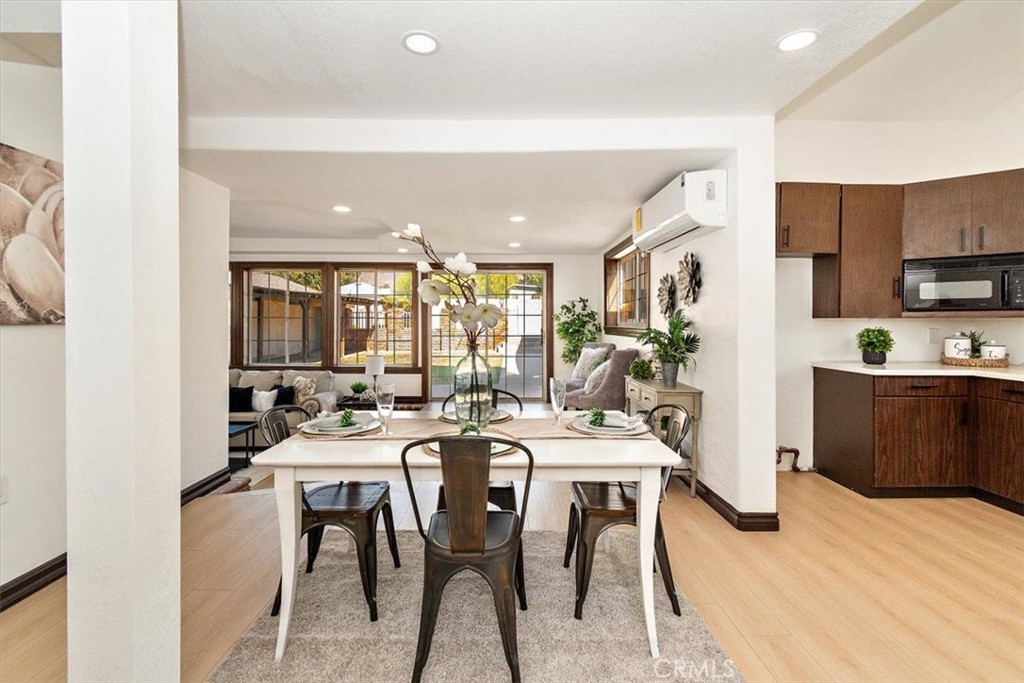 268 E 43rd Street