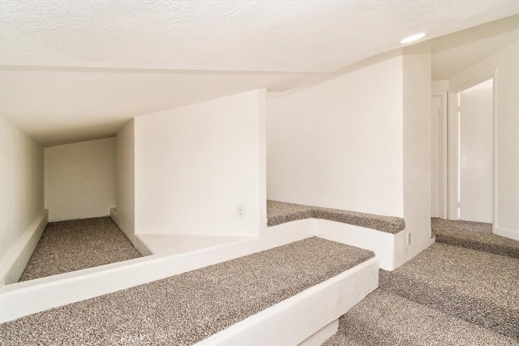 268 E 43rd Street
