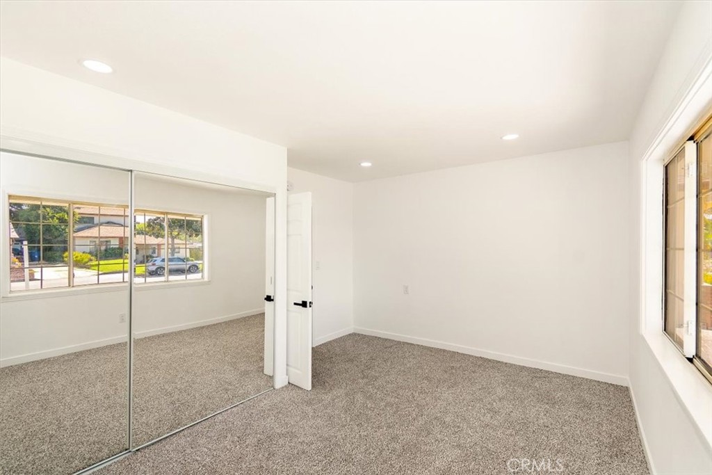 268 E 43rd Street