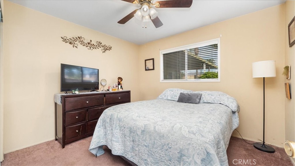 1867 E Venton Street