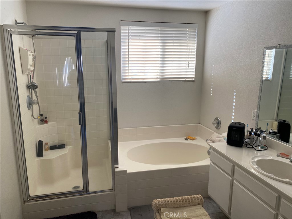 37916 San Carlos Way