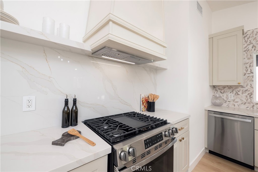 1042 Brightview Drive