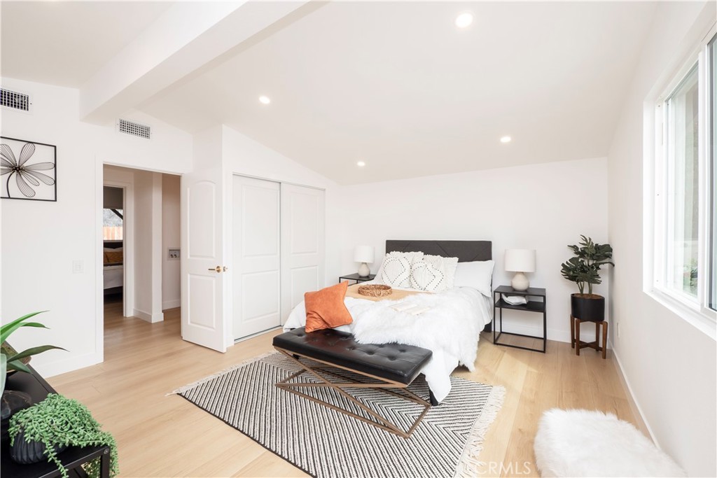 1042 Brightview Drive