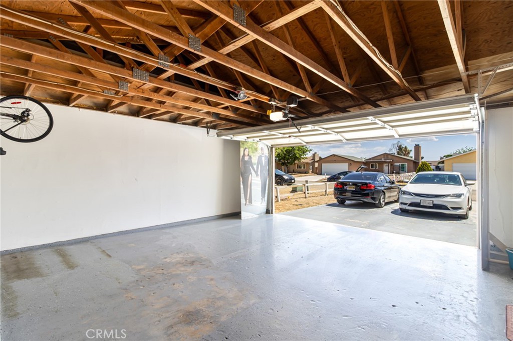 10906 Inca Avenue