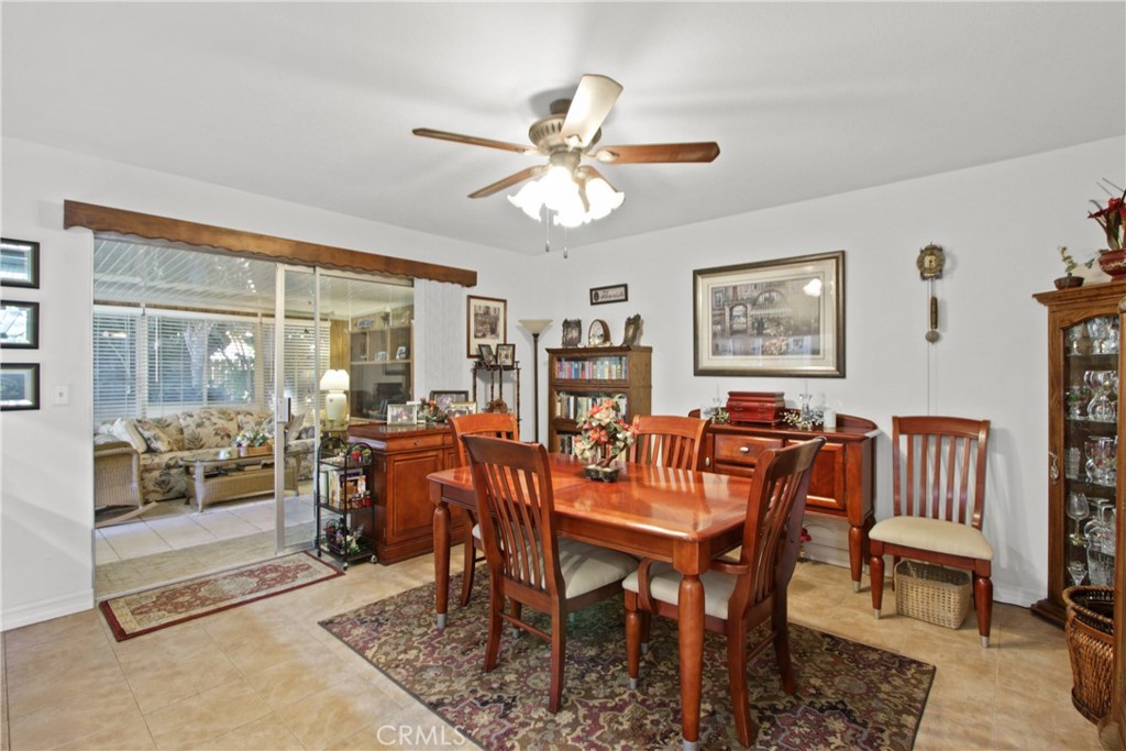 2348 N Glennwood Street