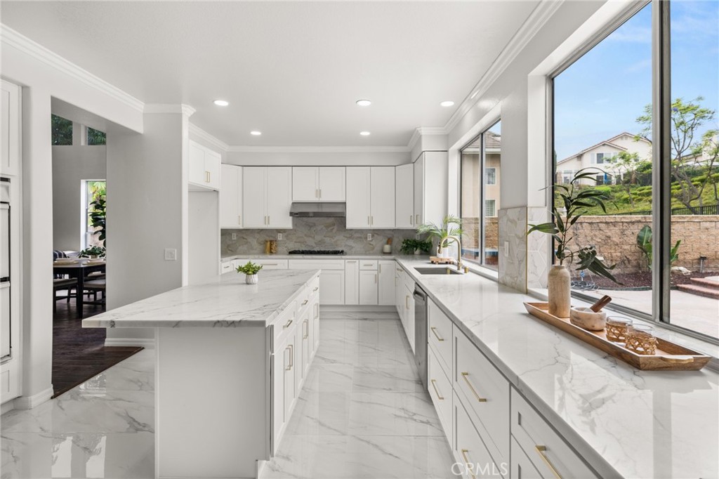 16209 Eagleridge Court