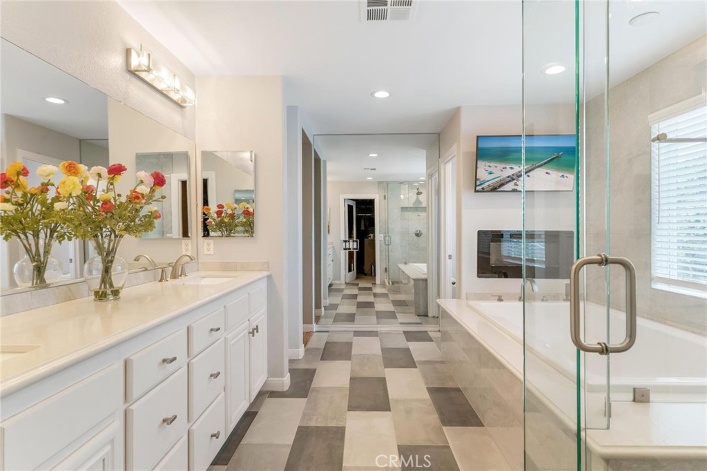 7681 Stonegate Drive