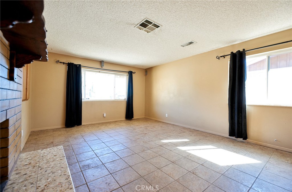 6934 Rogers Lane