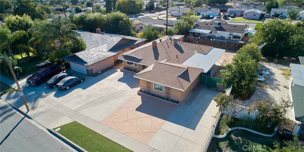 6934 Rogers Lane