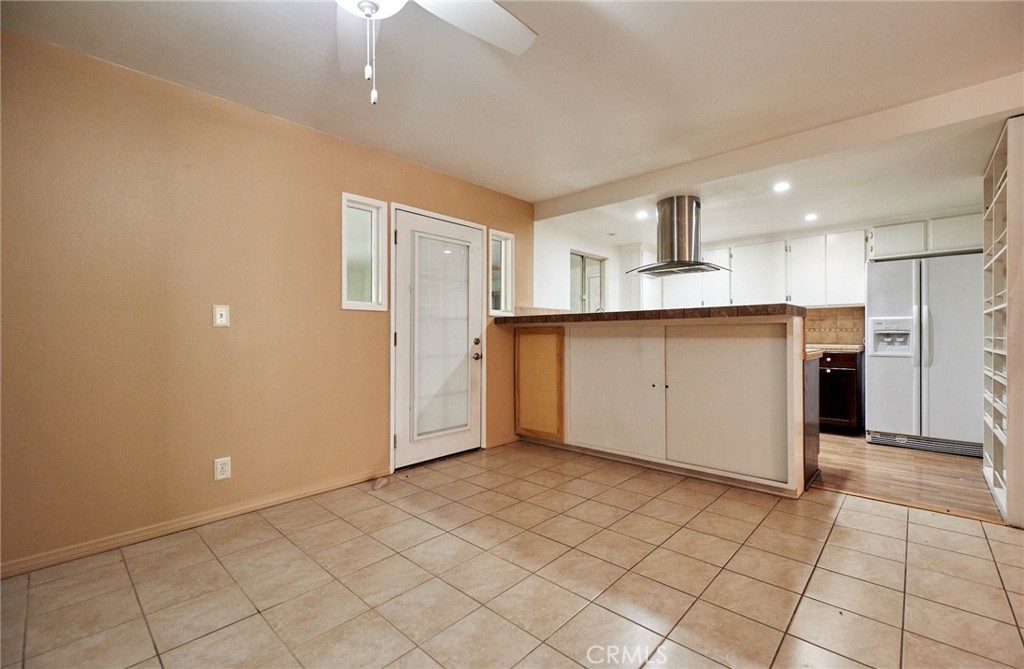6934 Rogers Lane