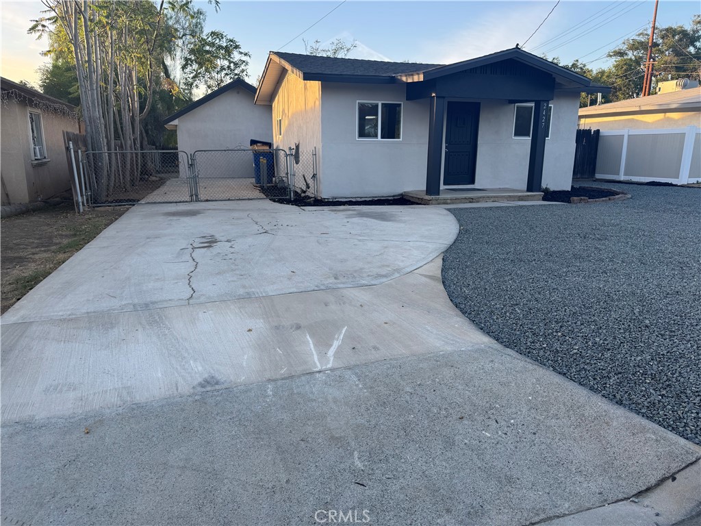 2427 Northbend