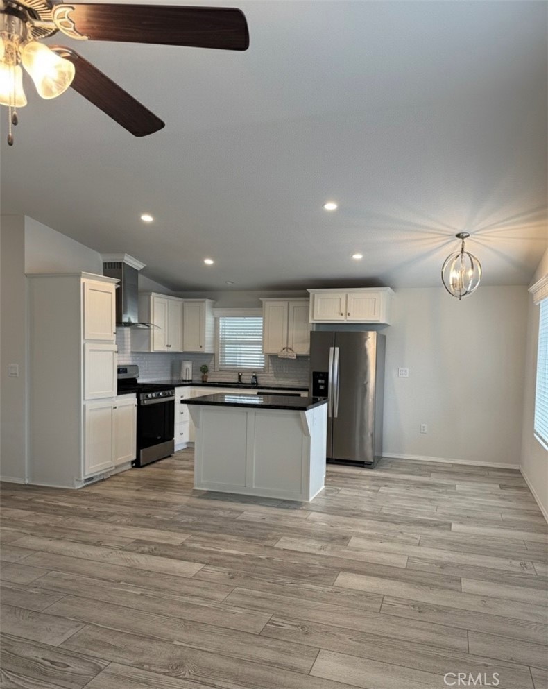 22221 S Bloomfield Avenue 16