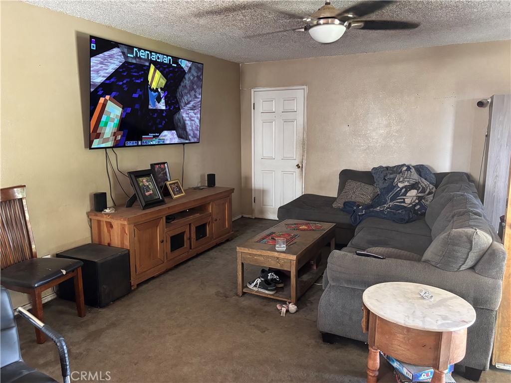 7474 Elmwood