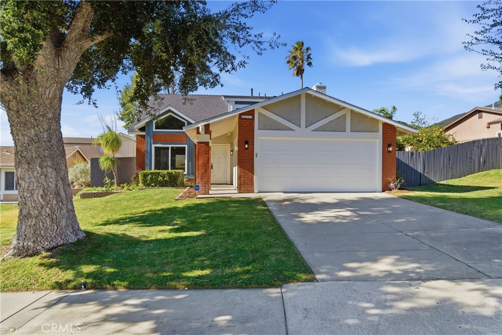 6344 N Ventura