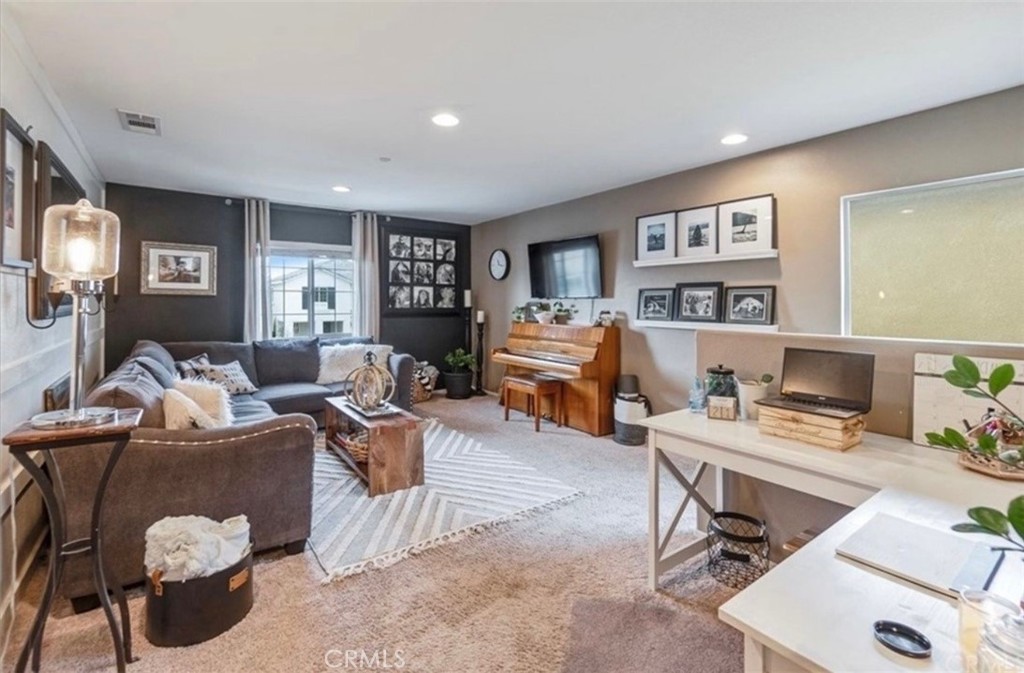 7047 Sagebrush Way