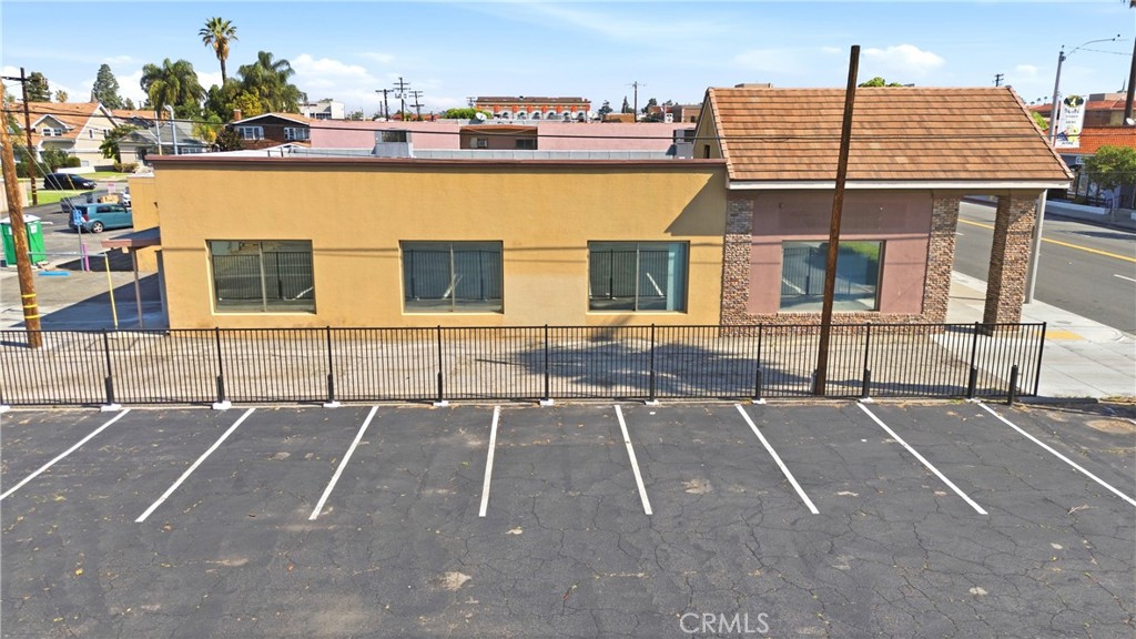 215 S Citrus