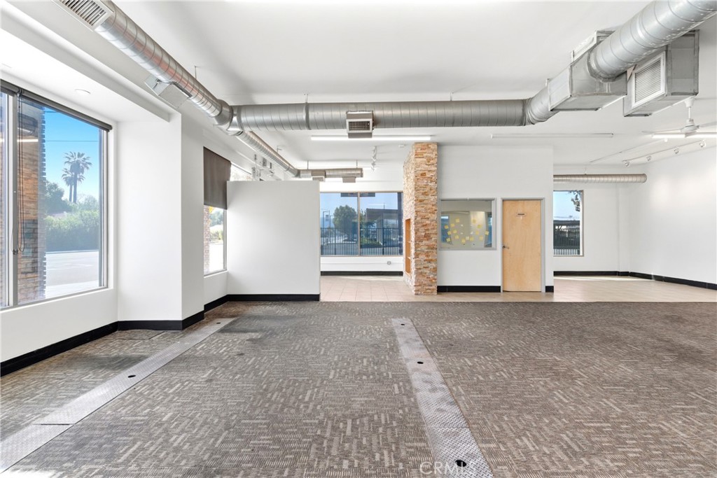 215 S Citrus