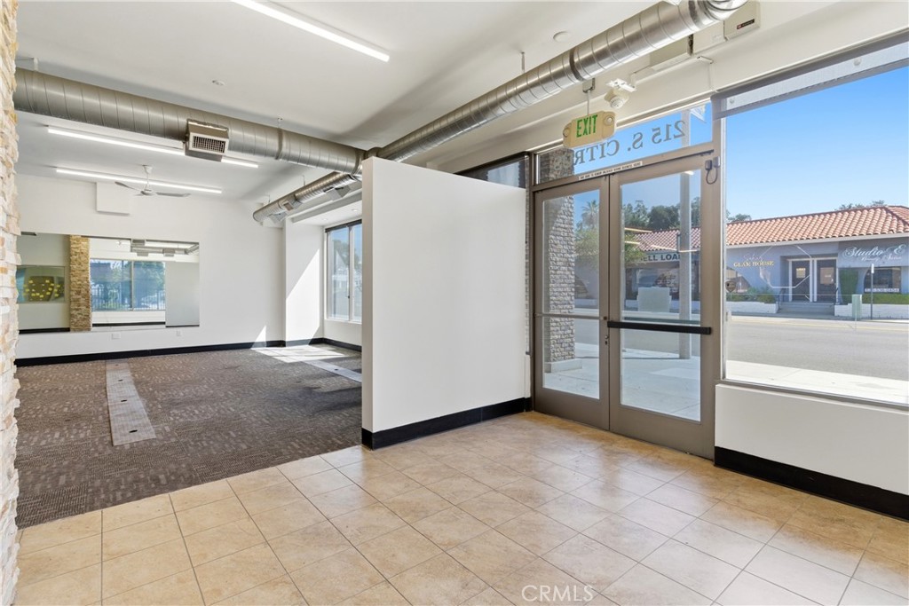 215 S Citrus