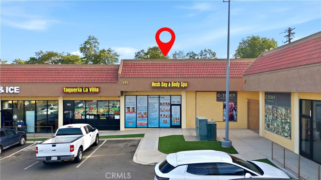 685 E Grand Boulevard 101