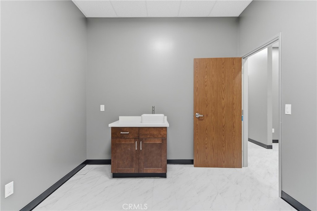 685 E Grand Boulevard 101