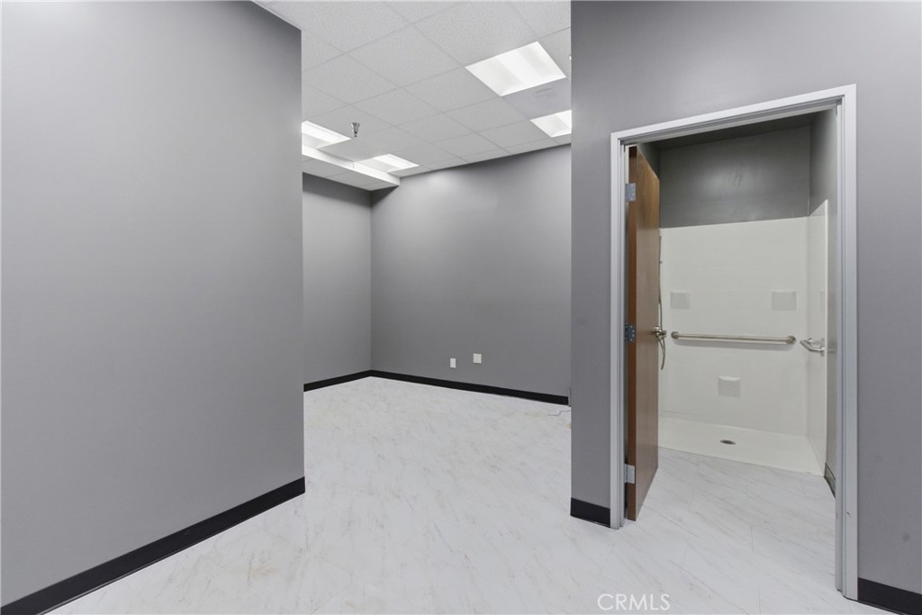 685 E Grand Boulevard 101