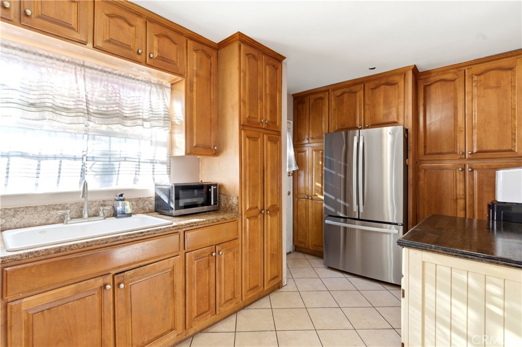 10731 Wright Road