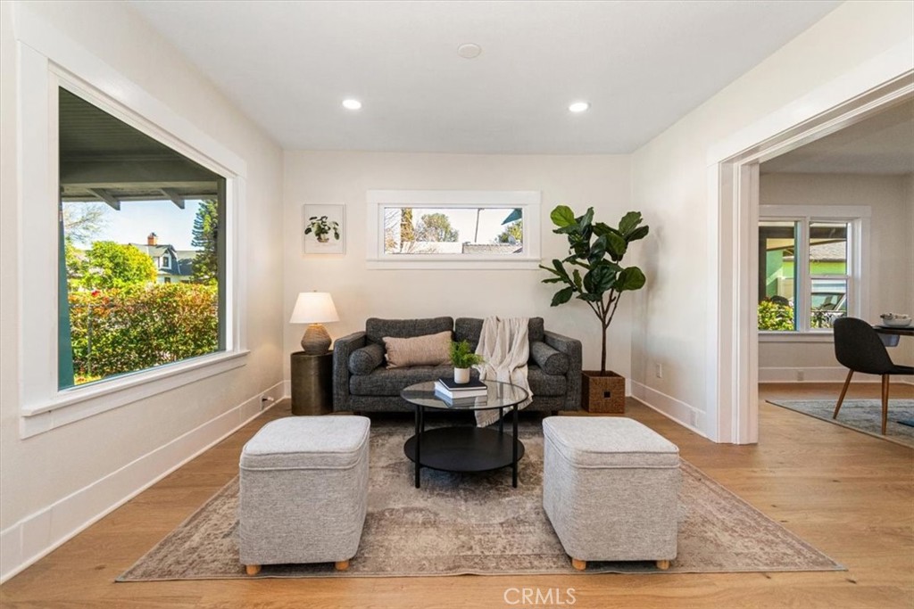 4474 Highland