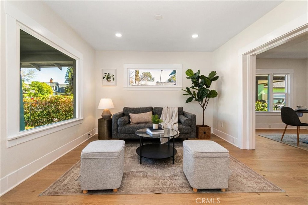 4474 Highland