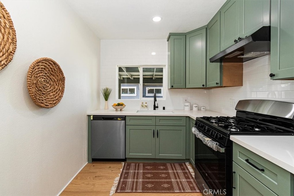 4474 Highland