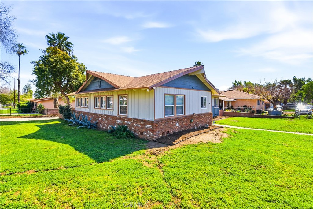 595 N Meridian