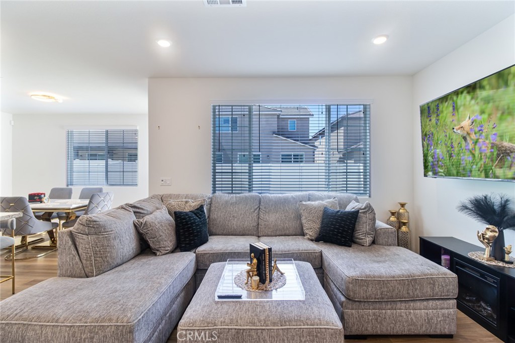 2448 Powell