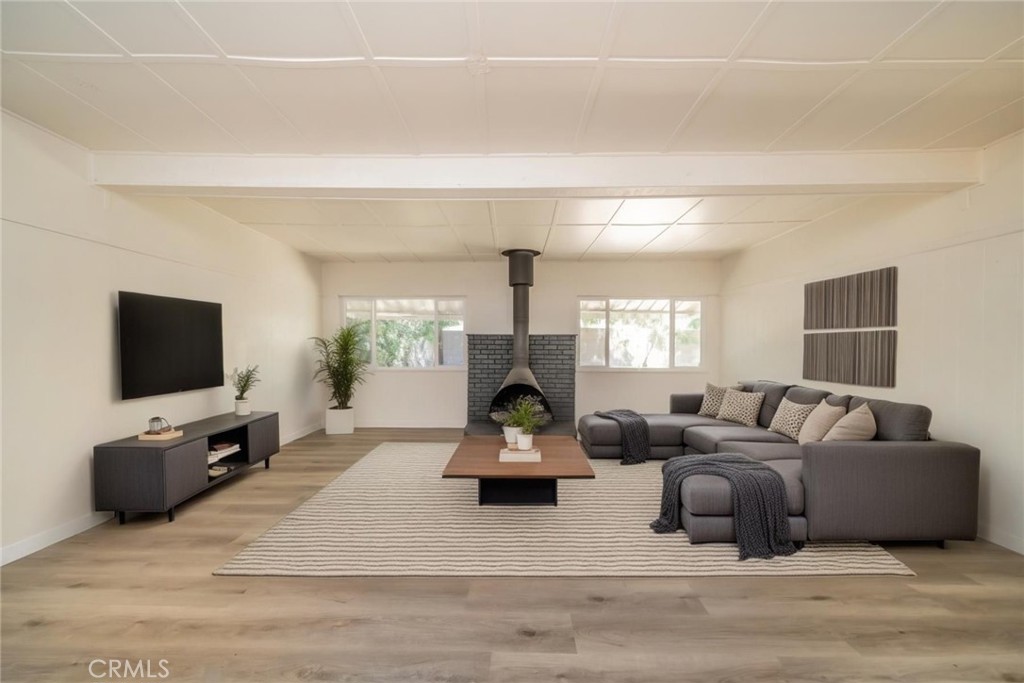 1450 Pepper Tree Lane