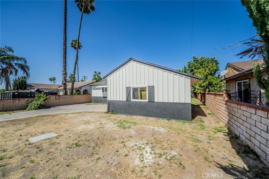 1450 Pepper Tree Lane