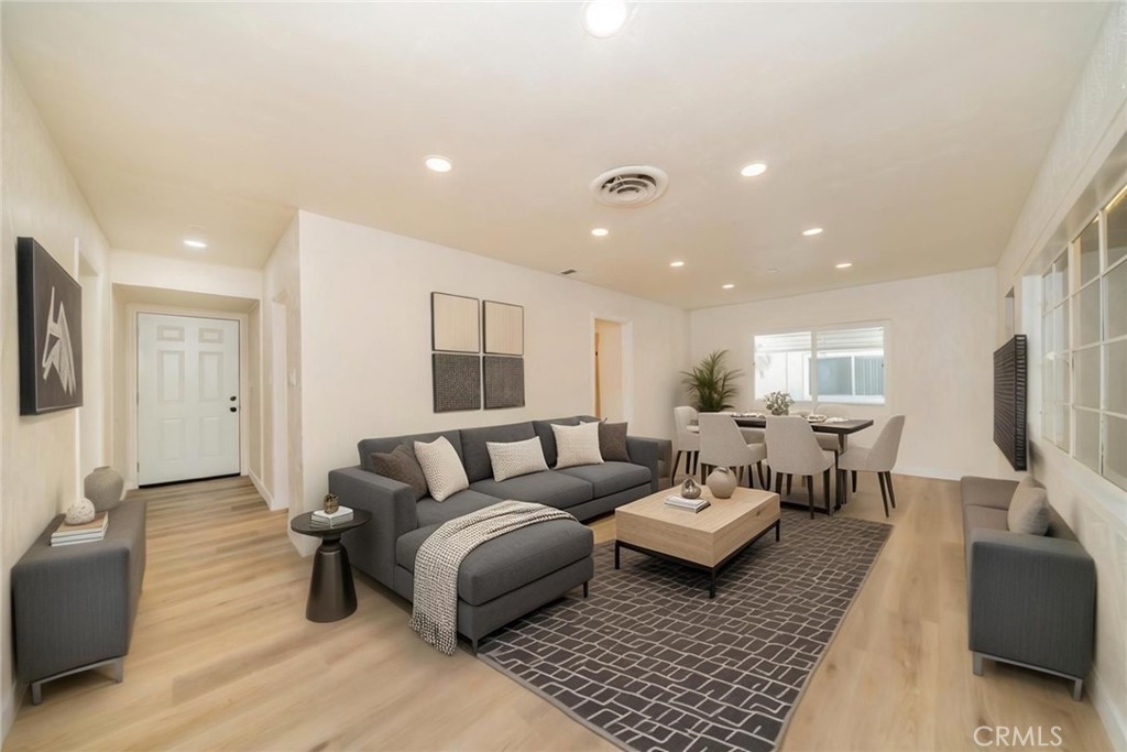 1450 Pepper Tree Lane