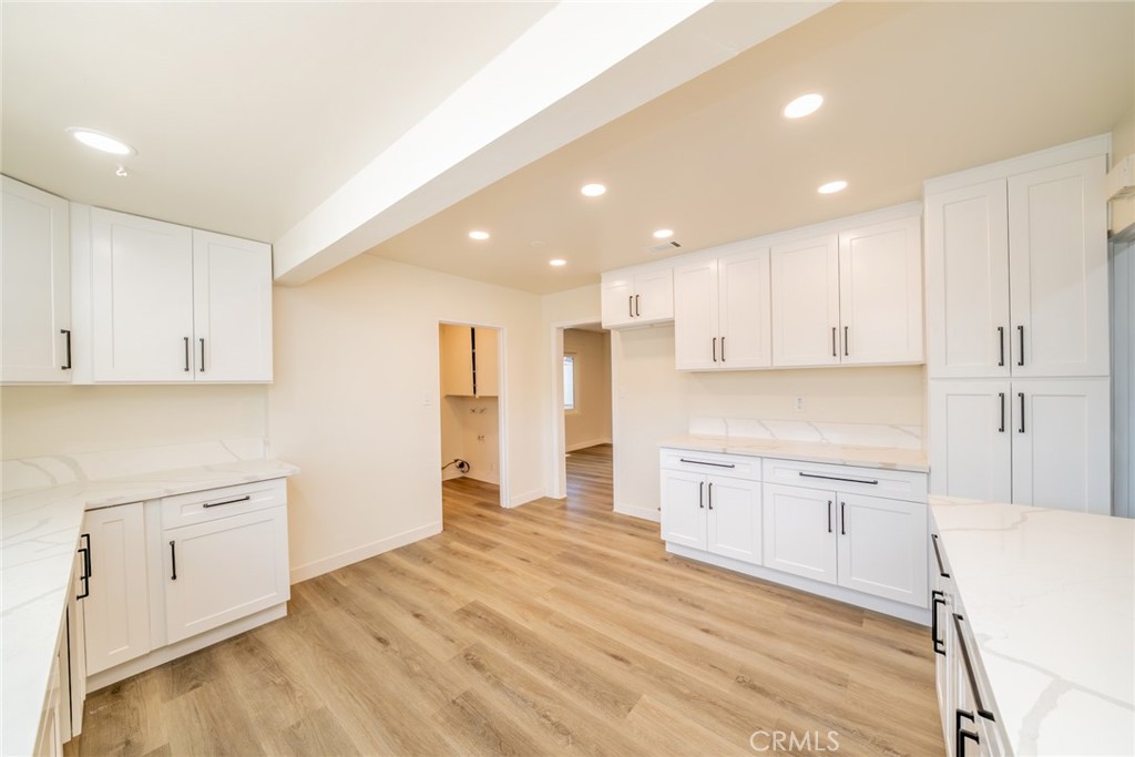 1450 Pepper Tree Lane