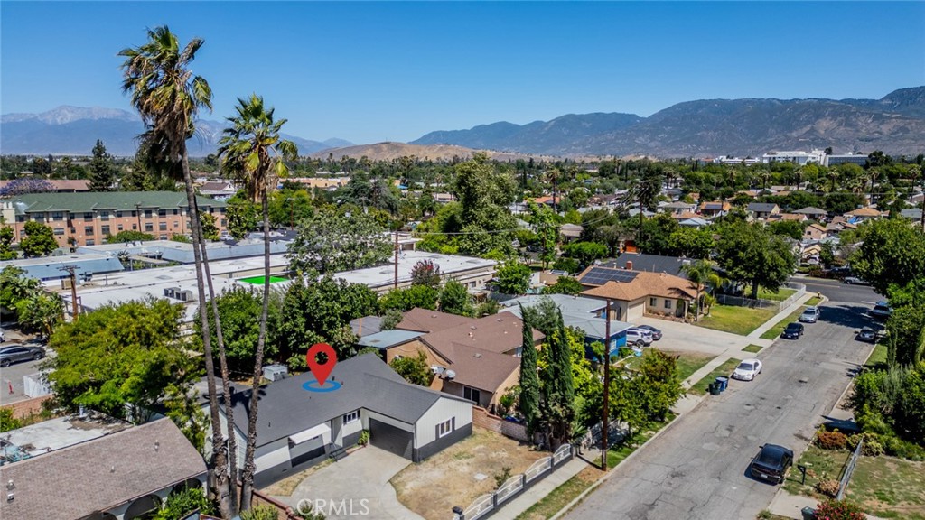 1450 Pepper Tree Lane