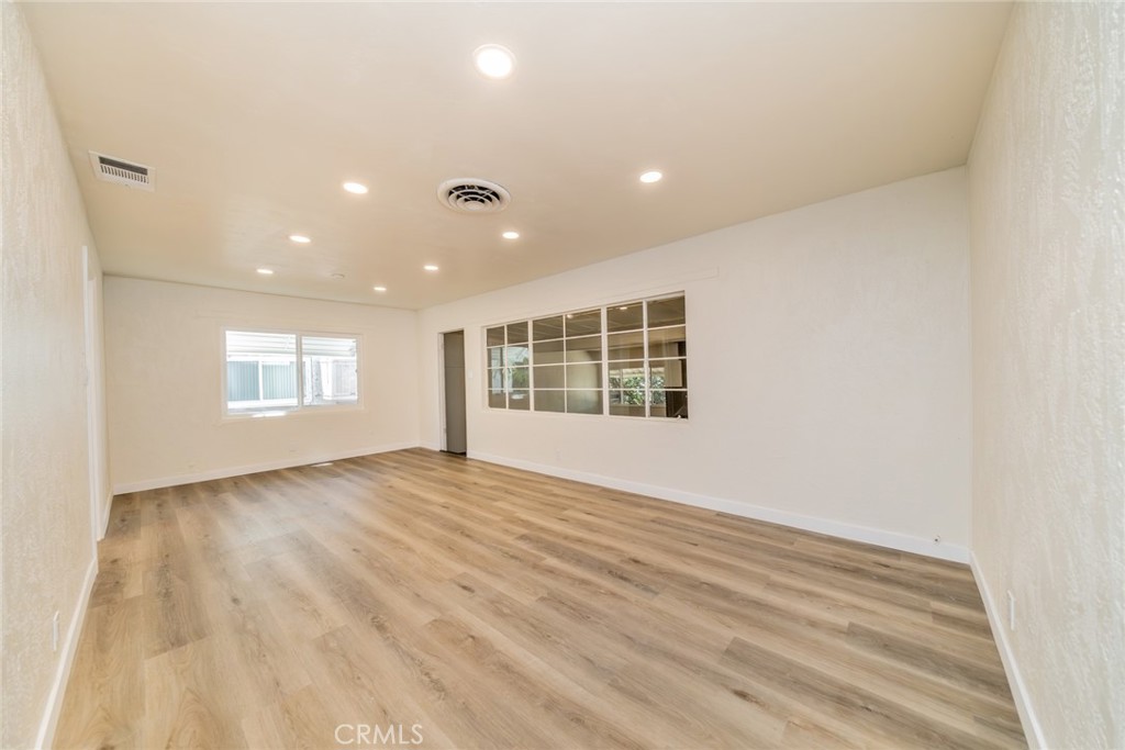 1450 Pepper Tree Lane