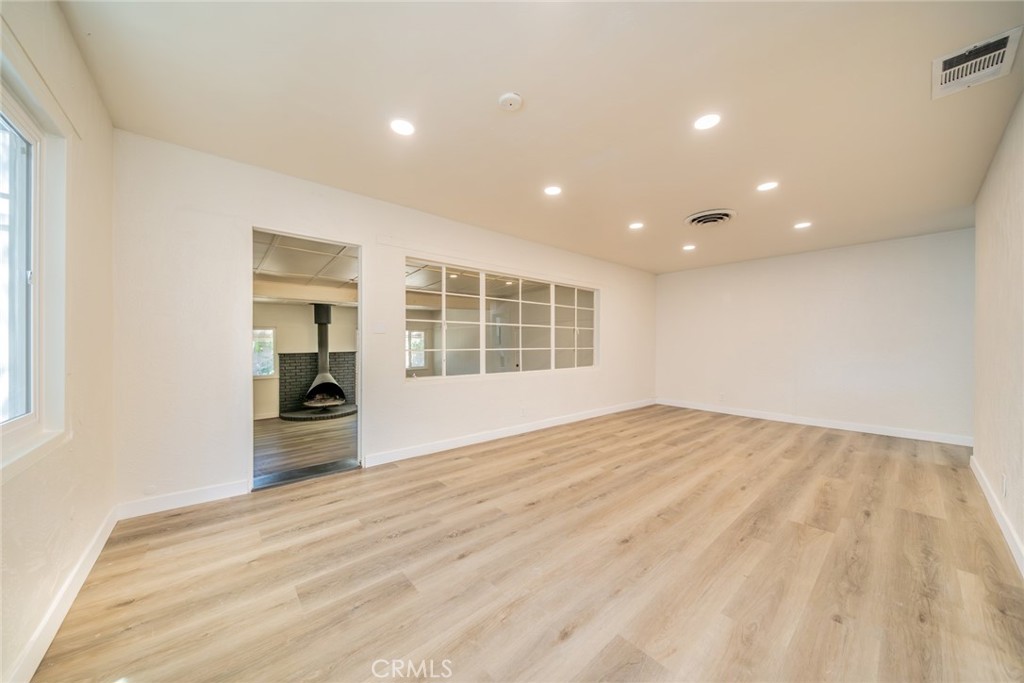 1450 Pepper Tree Lane