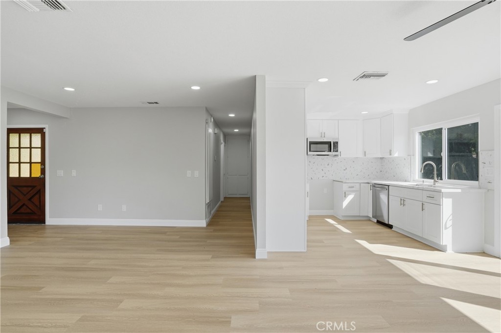 2924 Louisiana Place