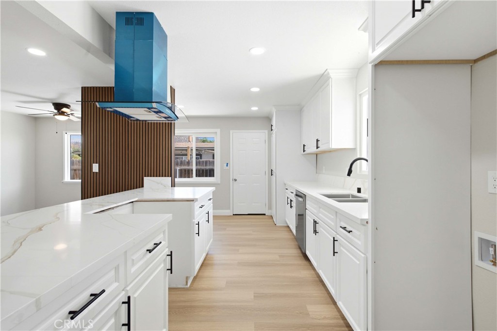 5945 Paramount Drive