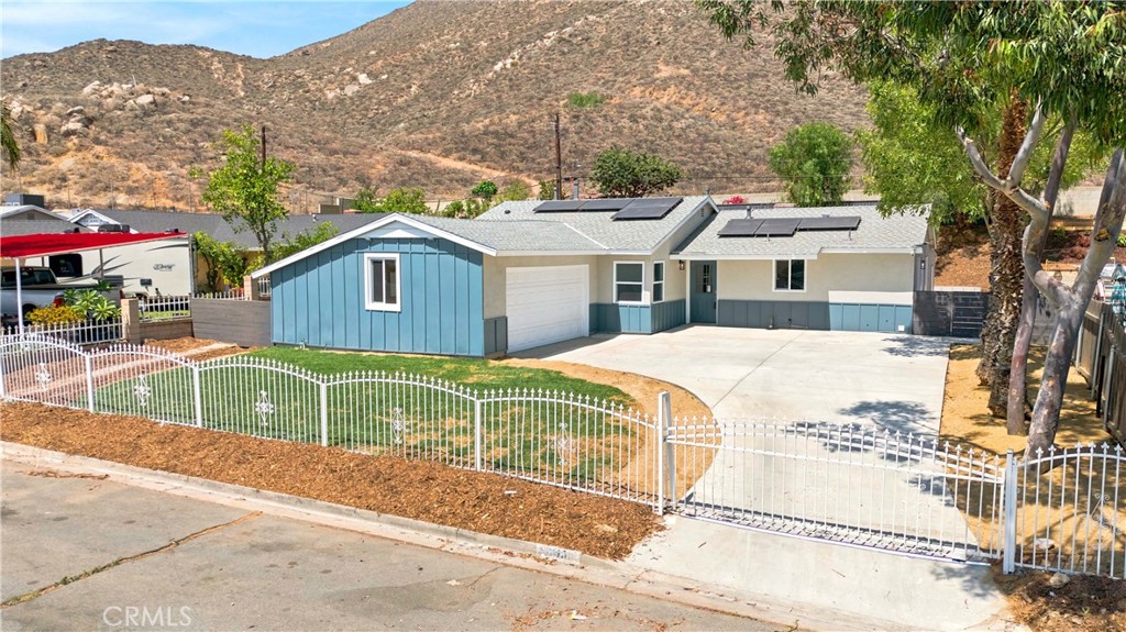 5945 Paramount Drive