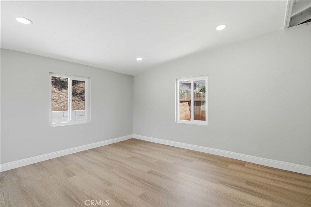 5945 Paramount Drive