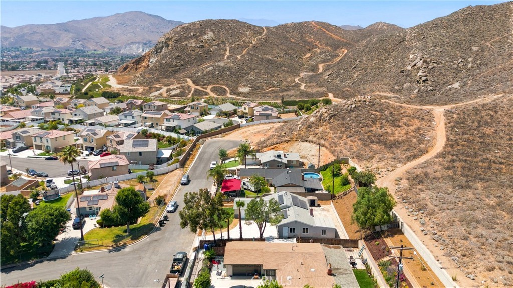 5945 Paramount Drive