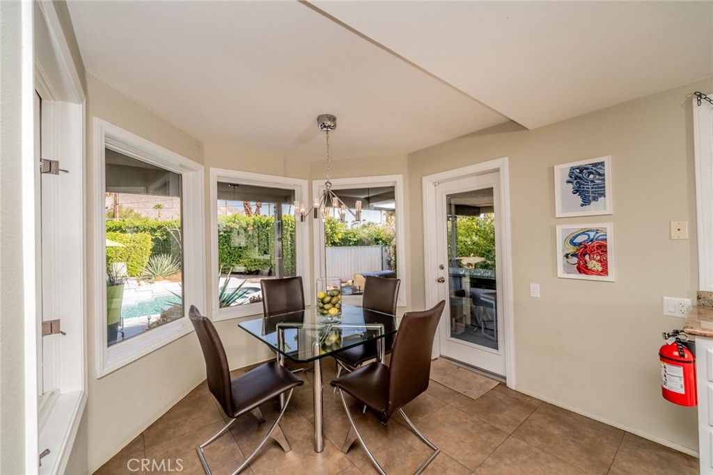 1600 E Palm Tree Drive