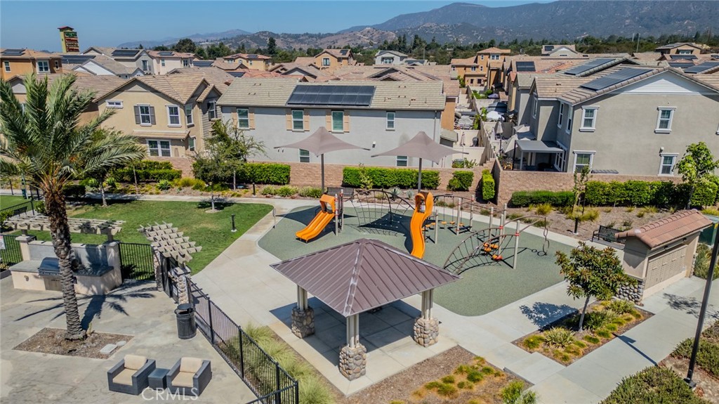 1617 Honeysuckle Place