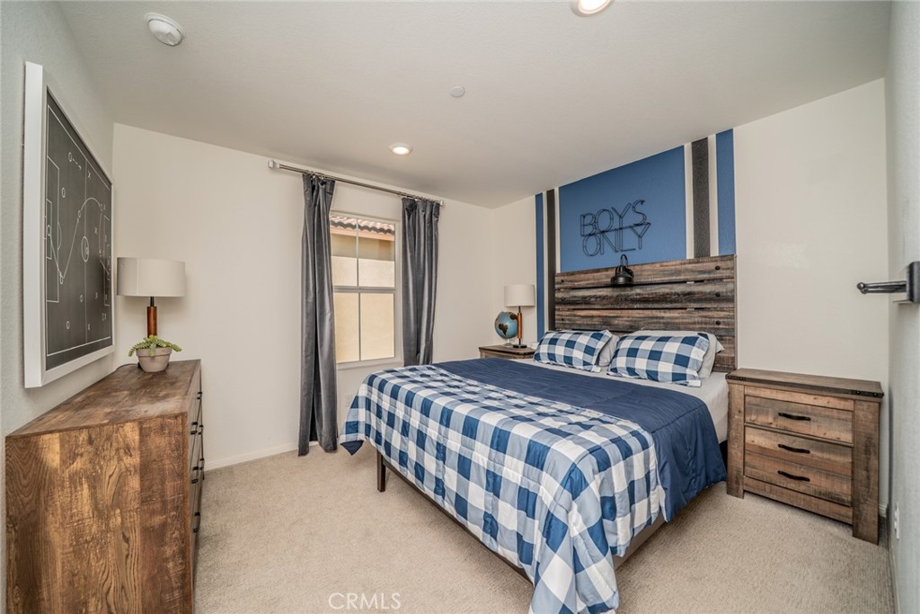 1617 Honeysuckle Place