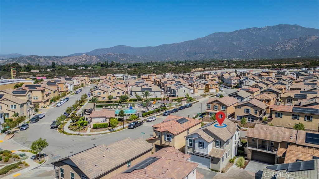 1617 Honeysuckle Place
