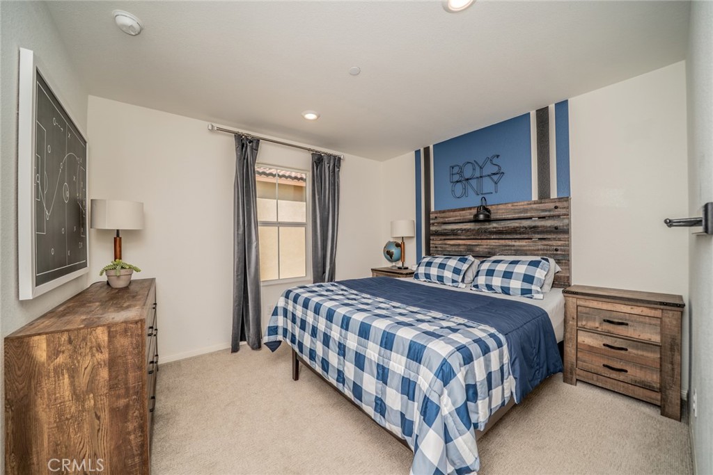 1617 Honeysuckle Place
